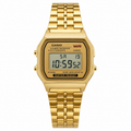 la montre Casio numérique dorée